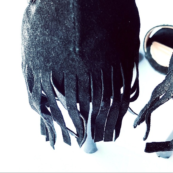 Steve Madden Black Suede Fringe Pumps Size 6 1/2 - Picture 6 of 11